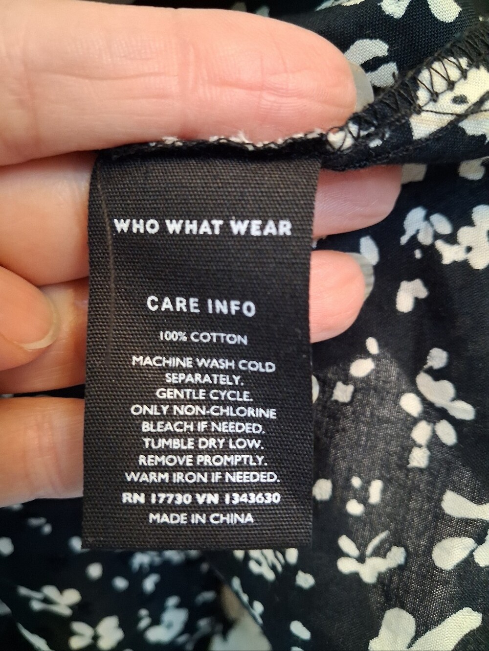 Who What Wear Black & White Floral Tiered Mini Dress - Picture 10 of 10